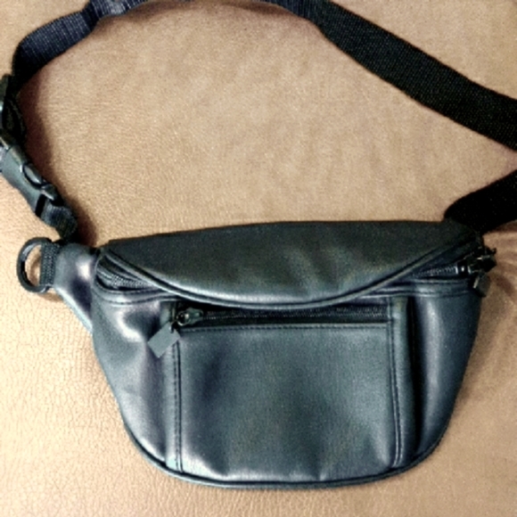 Other - NWOT 3-Pouch Black Coated Leather Adjustable Belt Bag
